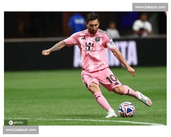 巴雷拉:限制梅西需团队协作,波尔图誓破世俱杯困局 巴雷拉:限制梅西需团队协作,波尔图誓破世俱杯困局