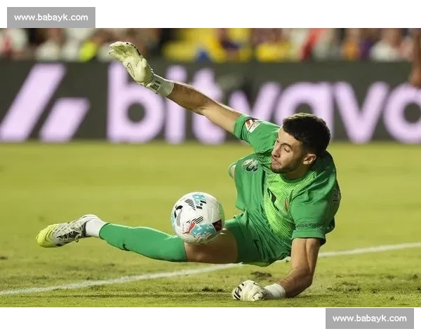 特巴斯警告巴萨:必须遵守 1-1 规则才能注册霍安 - 加西亚和尼科 特巴斯警告巴萨:必须遵守 1-1 规则才能注册霍安 - 加西亚和尼科