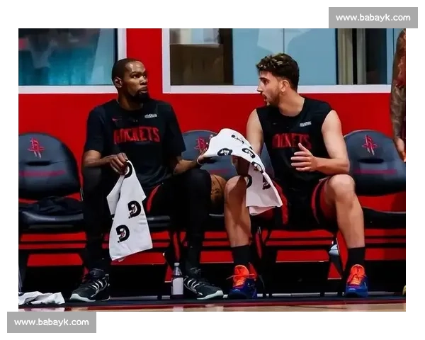 火箭 76 人酝酿 2 换 1 交易:白魔离队,格莱姆斯驰援杜兰特争冠 火箭 76 人酝酿 2 换 1 交易:白魔离队,格莱姆斯驰援杜兰特争冠