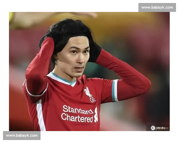 毕巴门神阿吉雷萨瓦拉租借加盟瓦伦西亚，含非强制买断条款